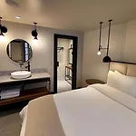Guesthome For 9 Persons In Archaggelos Nyaraló *